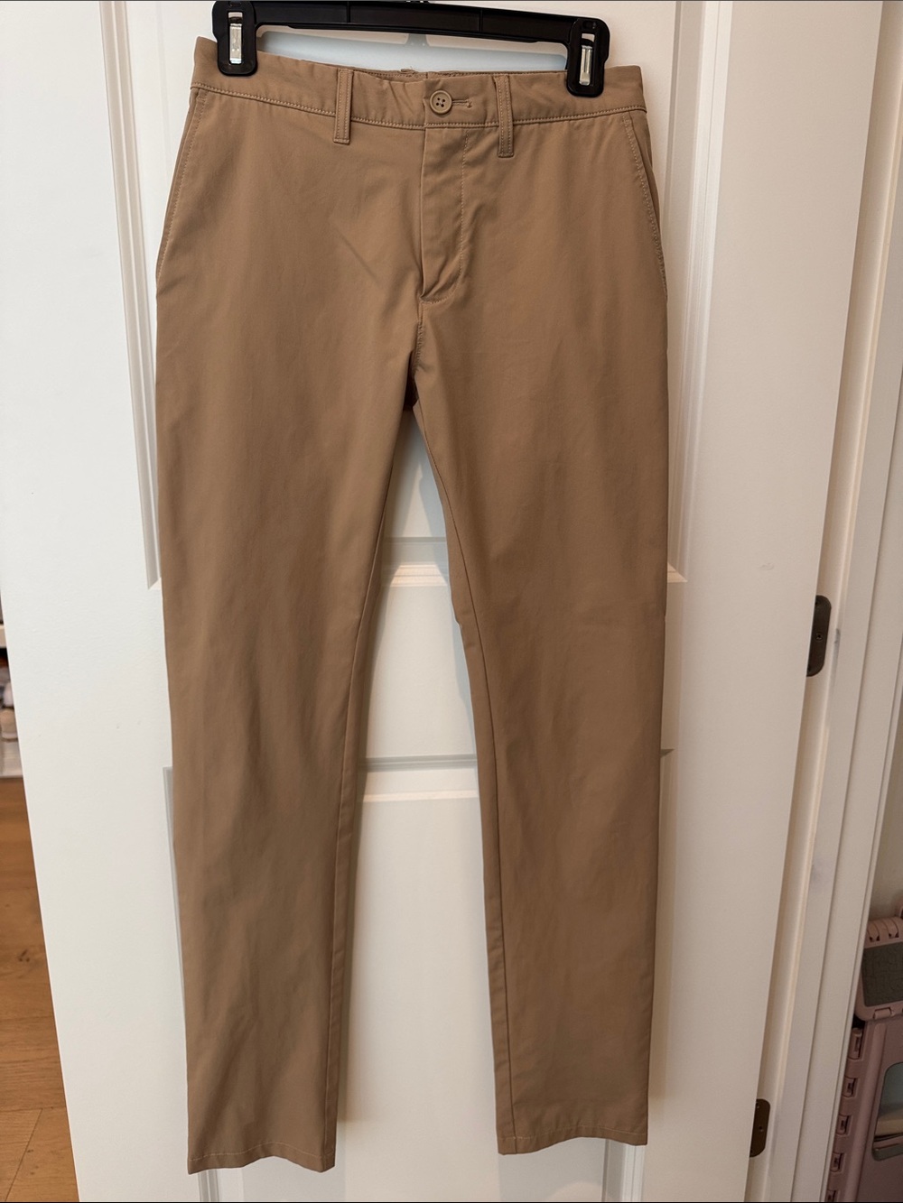 Men's J. Crew Factory Tech Slim 29x31 Chino Pants in Khaki